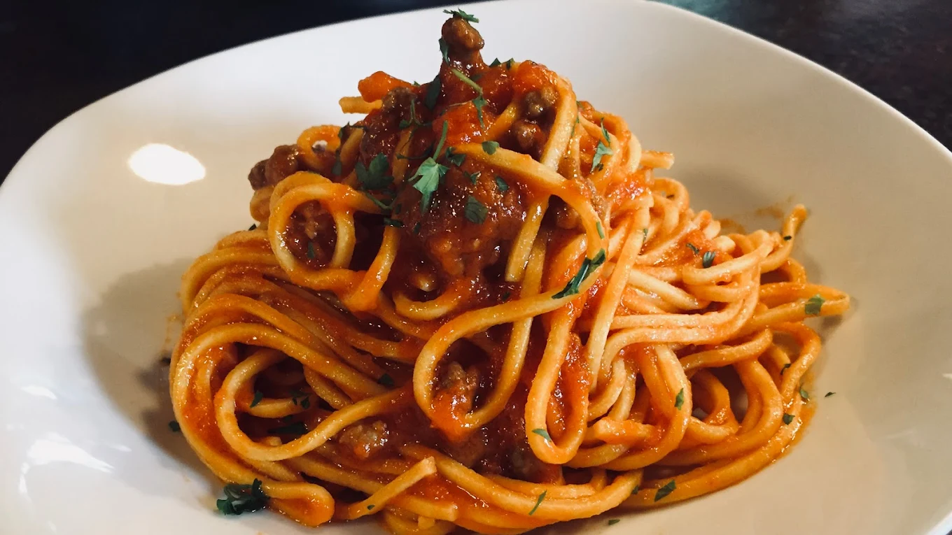 Bucatini all'Amatriciana at Il Matriciano, the Roman classic that gave the restaurant its name